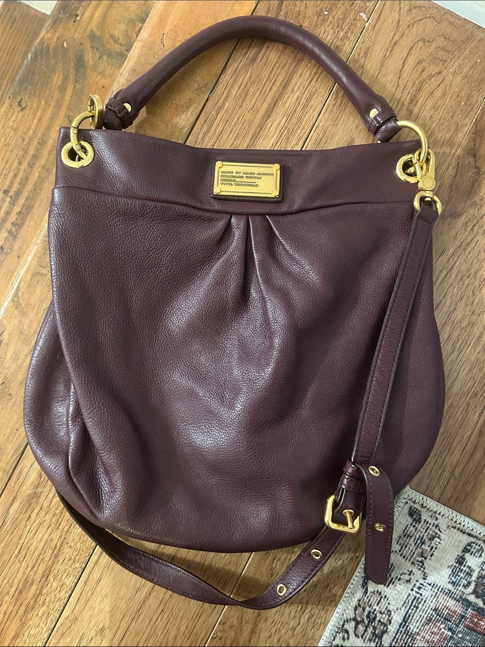 Marc by Marc Jacobs Classic Leather Hobo Bag - Burgundy